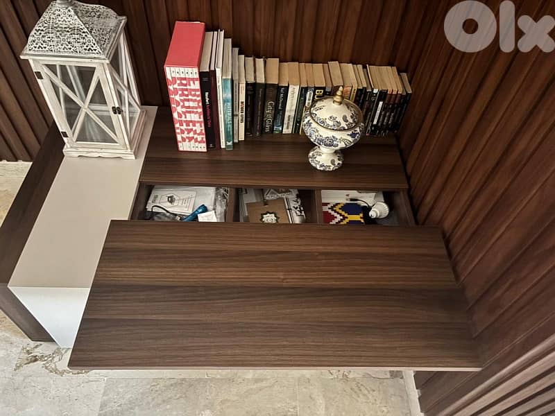 Functional Center Table 0