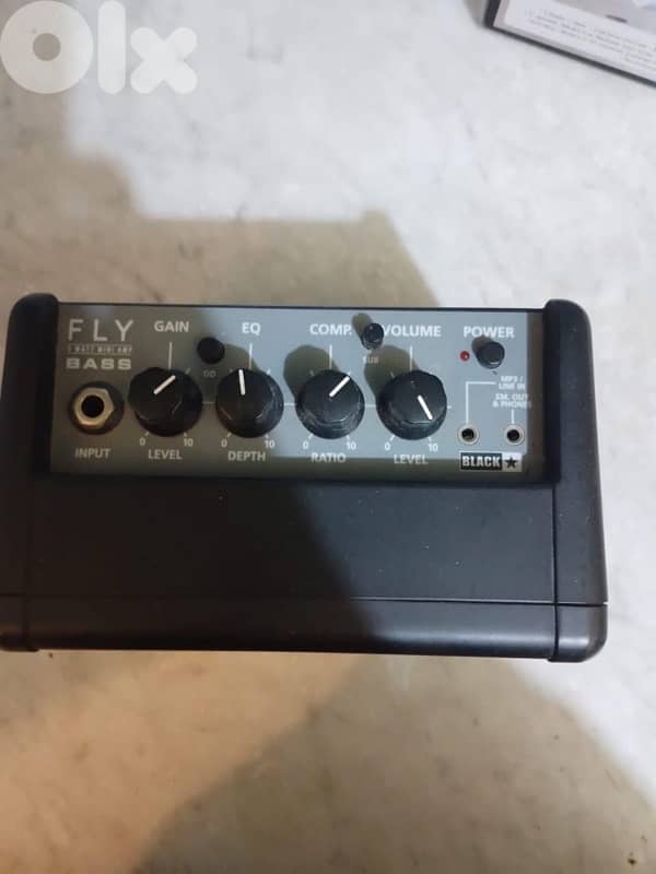 Blackstar Fly3 BASS AMP 0