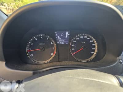 Hyundai Accent 2012