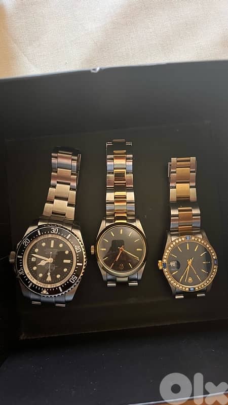 copy A watches 0