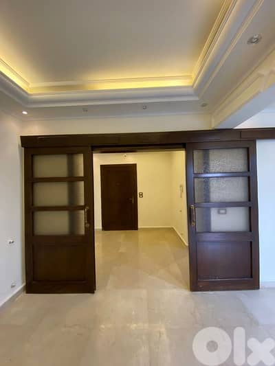 Apartment for sale in yarzeh شقة للبيع في اليرزة