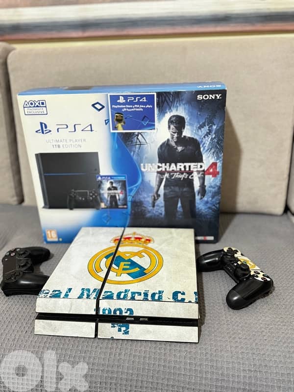 ps4 fat 1tb used 4