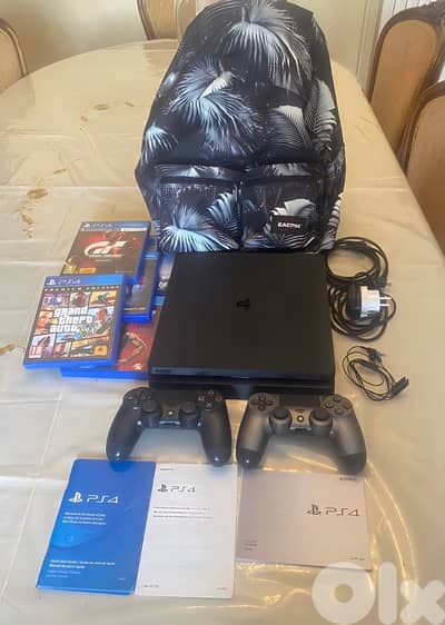 Play Station 4