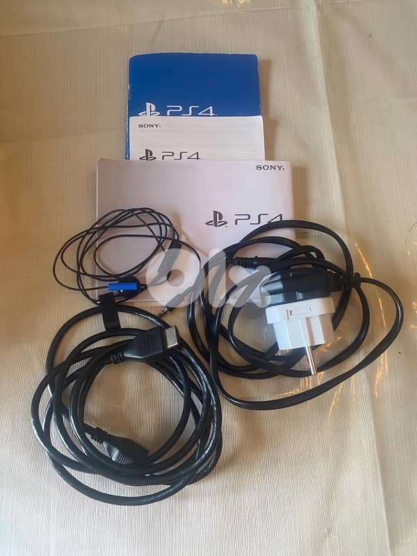Play Station 4 4