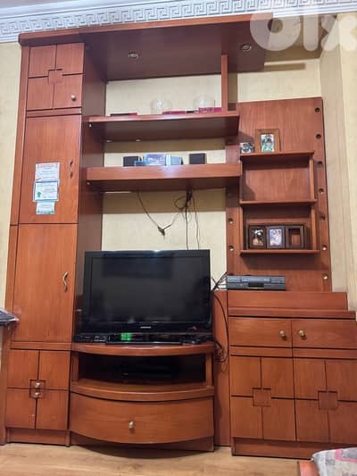 tv unit مكتبة