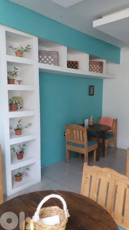 عدة مطعم مع الديكور بالكامل لببيع 2
