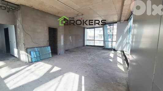 Office for Rent in Achrafieh مكتب للايجار في الاشرفية