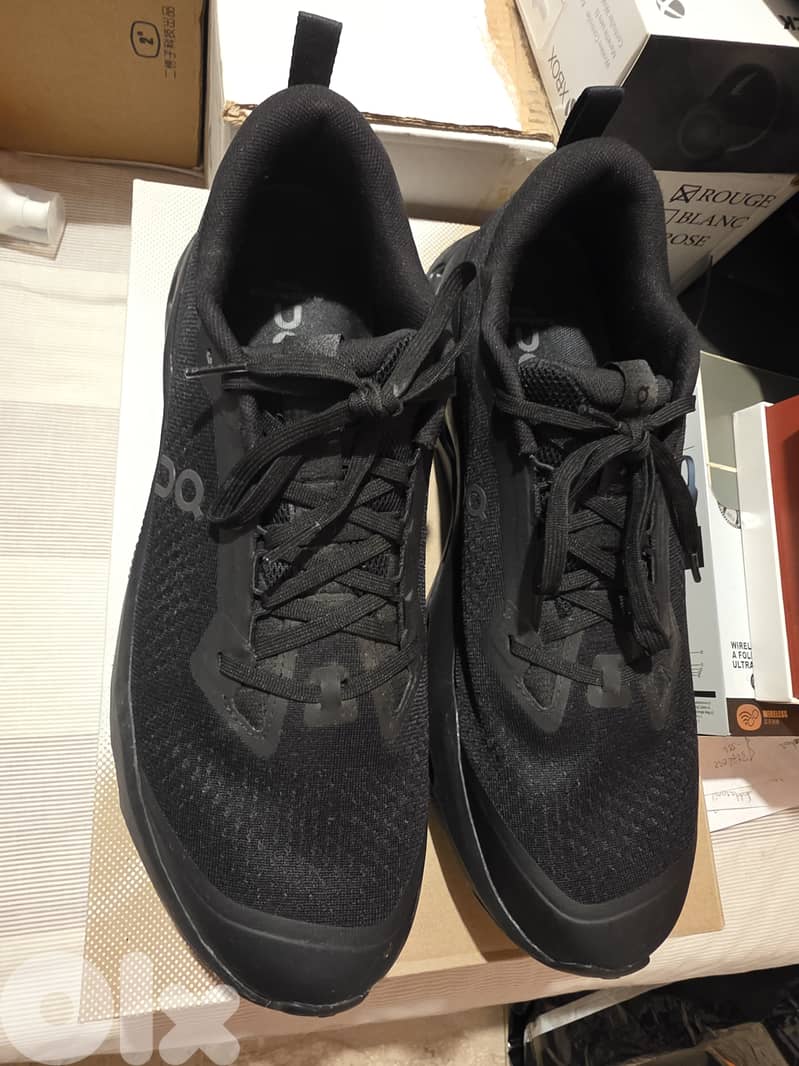 Barely used original ON Cloudsurfer Trail 2 size 12US 0