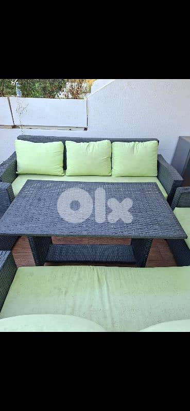 Used Outdoor Resin Set 6