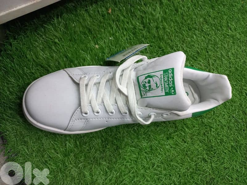 اسبدرين حذاء adidas  نمرة 43 shoes original 1