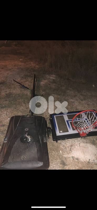 Basketball Hoop 1
