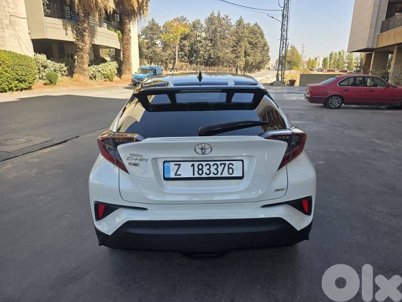 Toyota C-HR 2017 0