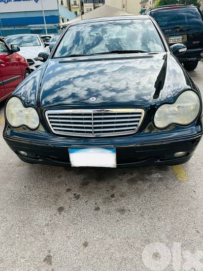 Mercedes-Benz C-Class 2004