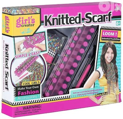Girl's creator knitted scarf
