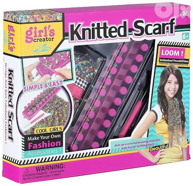 Girl's creator knitted scarf 0