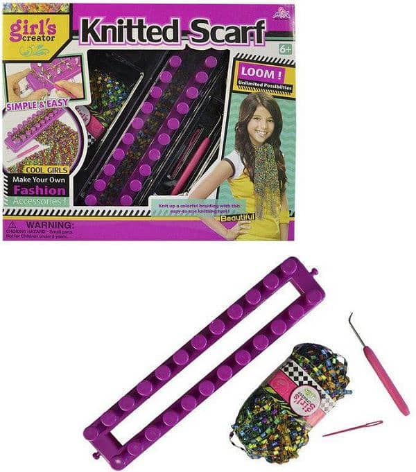 Girl's creator knitted scarf 1