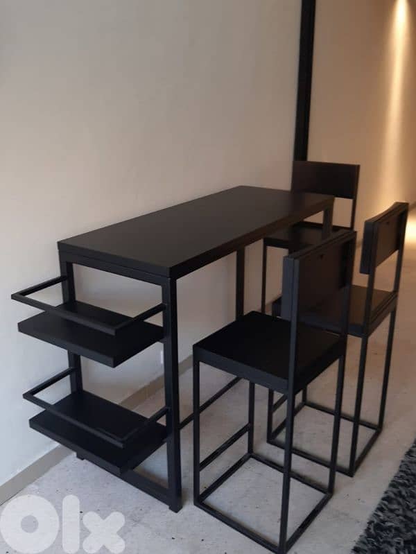 Bar table with 3 high chairs 0