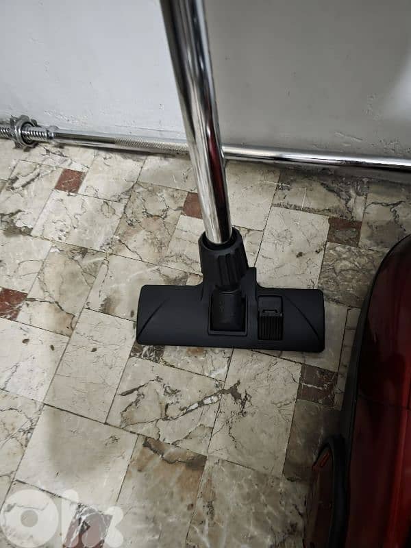 sharp vacuum cleaner 1