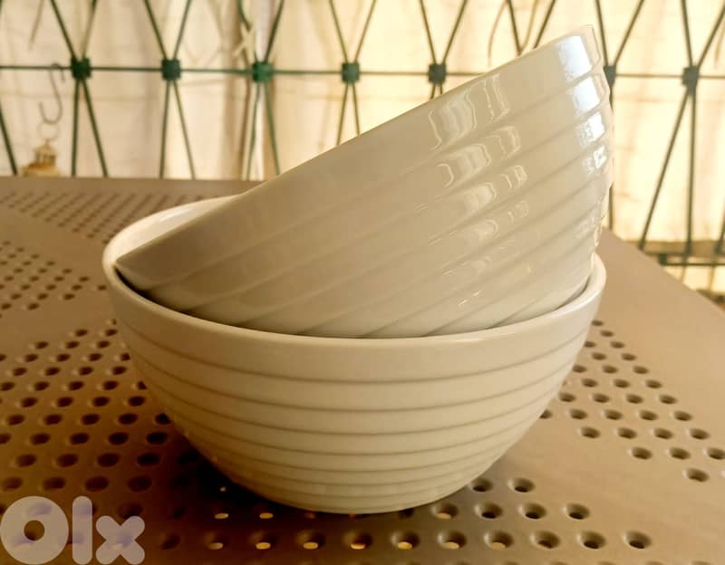Gavalina 2-Piece Serving Bowls Set – New, Never Used 0