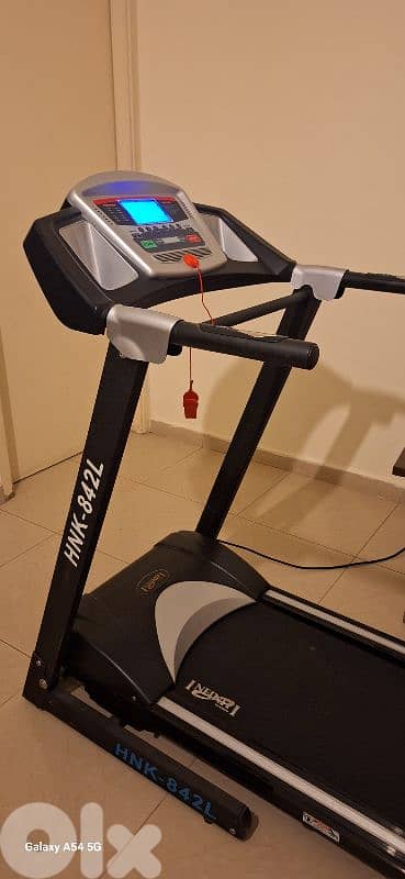 New Treadmill b 120 $ 4