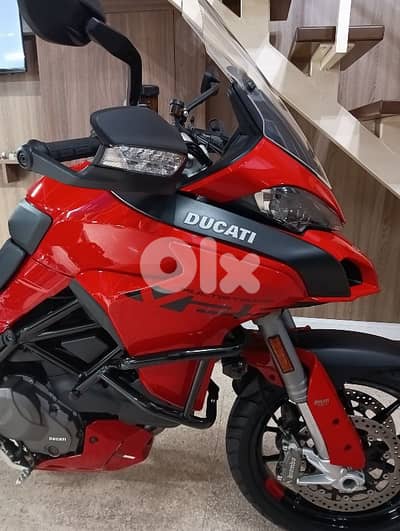 Ducati Multistrada v2 S model 2022 like new 5350klm Company source