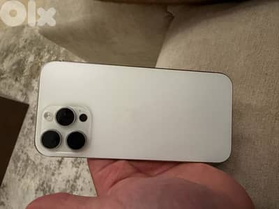 IPHONE 16 PRO MAX 256 ESIM