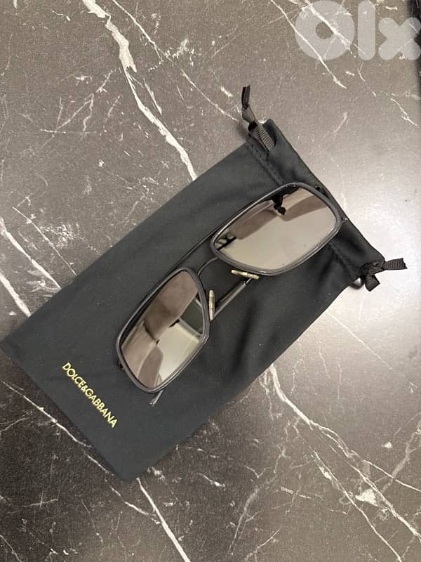 Sunglasses 0
