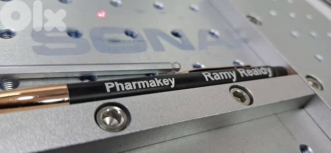 حفر ليزر على جميع المواد laser marking engraving on any material