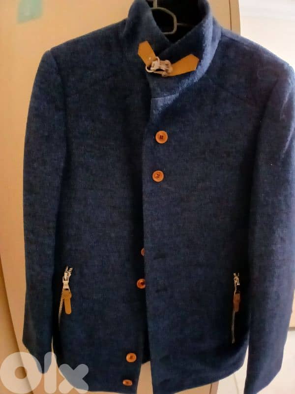 جاكيتات جديدة للبيع  عدد أربعةرجالي و٣ نسائي 0