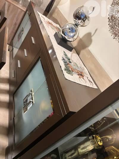 used dining room