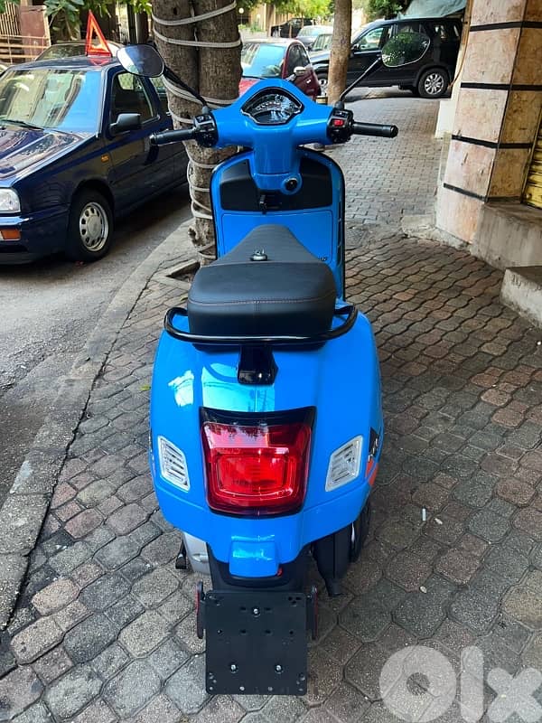 2025 Vespa GTS super S310 okm 7