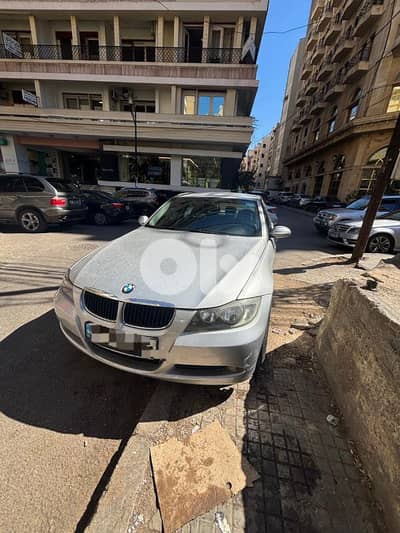 BMW 3-Series e90 320i 2006