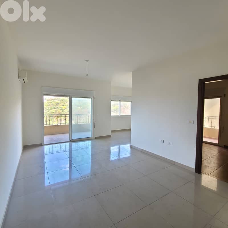 Apartment for sale in Hosrayel - شقة للبيع في حصرايل 0