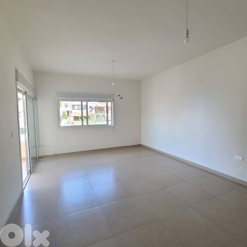 Apartment for sale in Nahr Ibrahim - شقة للبيع في نهر إبراهيم 0