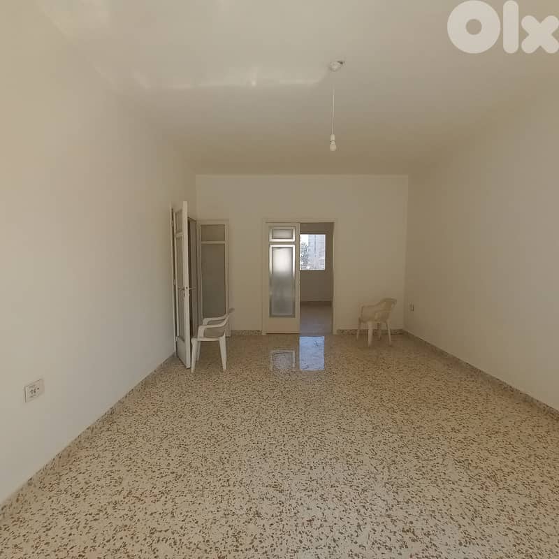 Suitable apartment in Zalka for sale شقة مناسبة للبيع في الزلقا 0
