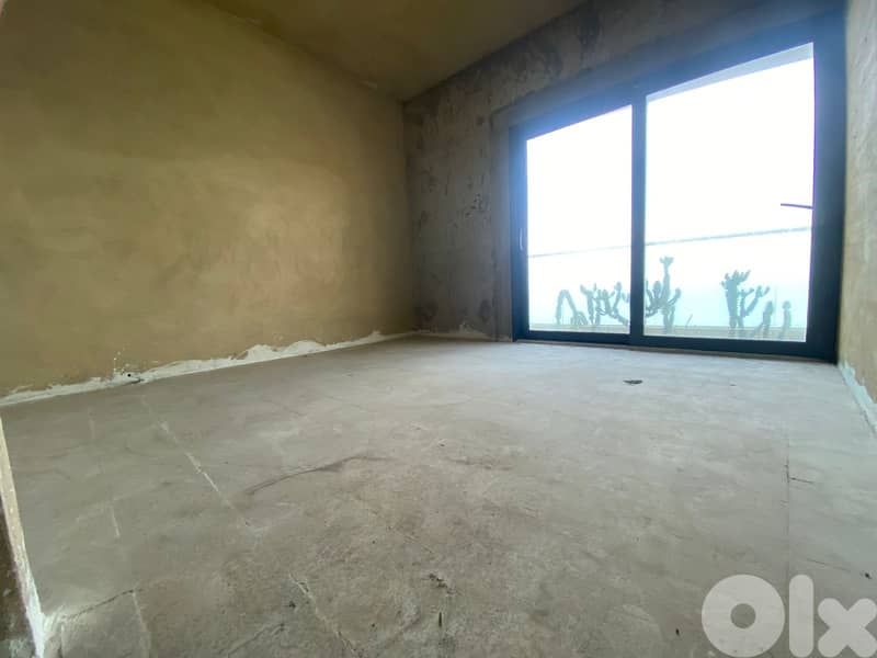 Sea View Apartment for Sale in Ain Al Mraisehشقة للبيع في عين المريسة 0