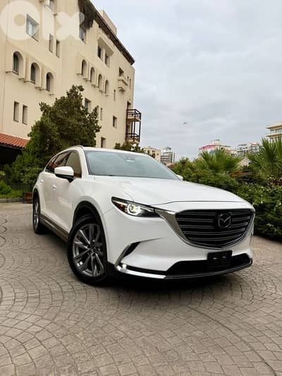 Mazda CX-9 2017 Signature - 4 cylinders - 4wheel  - 7seats - clean