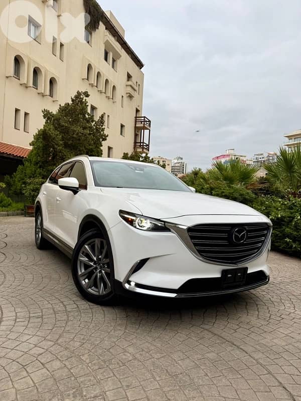 Mazda CX-9 2017 Signature - 4 cylinders - 4wheel  - 7seats - clean 0