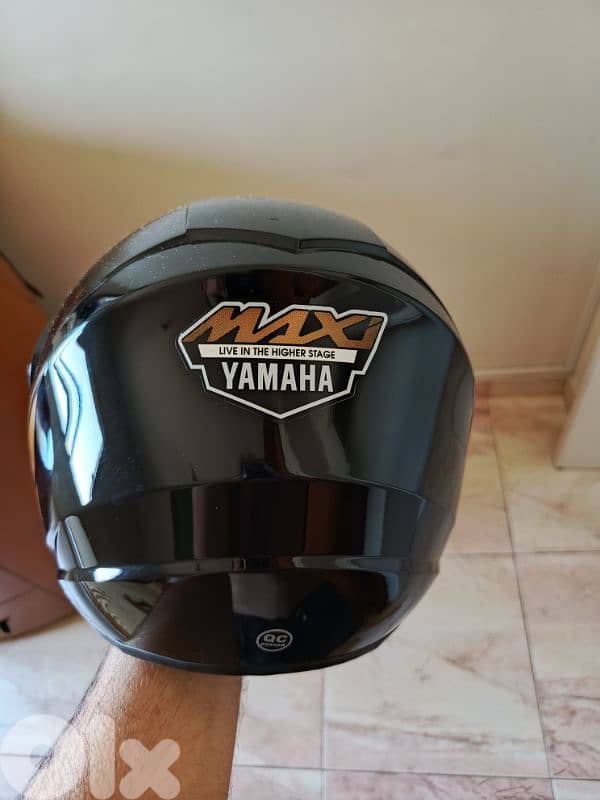 helmet 0