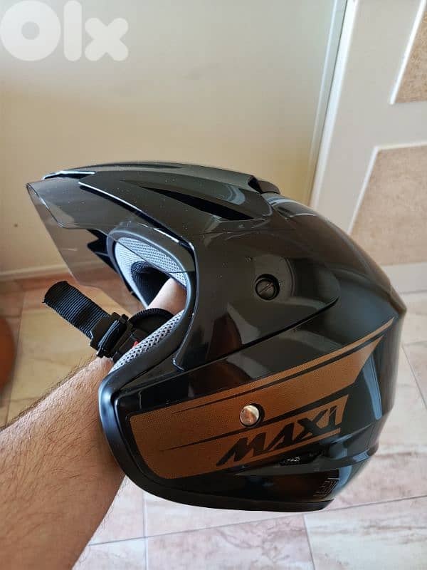 helmet 1