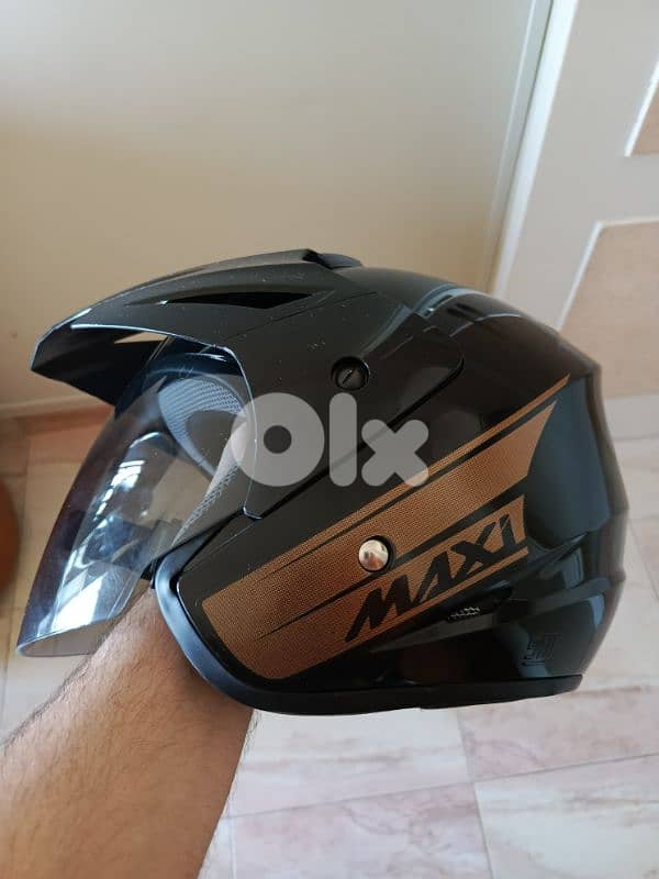 helmet 2