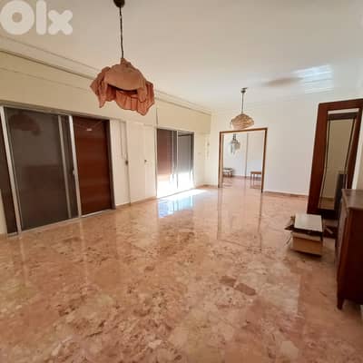 Semi Furnished apartment of 200sqm in Zalka for rentشقة نصف مفروشة بمس