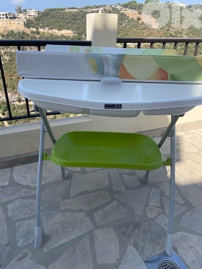 Cam baby bath & changing table