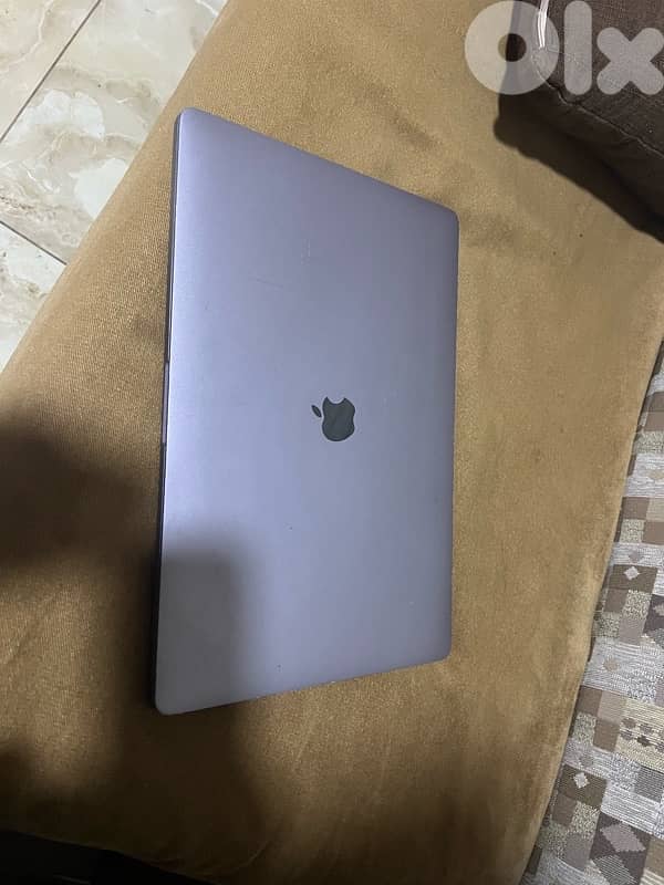 macbook 2