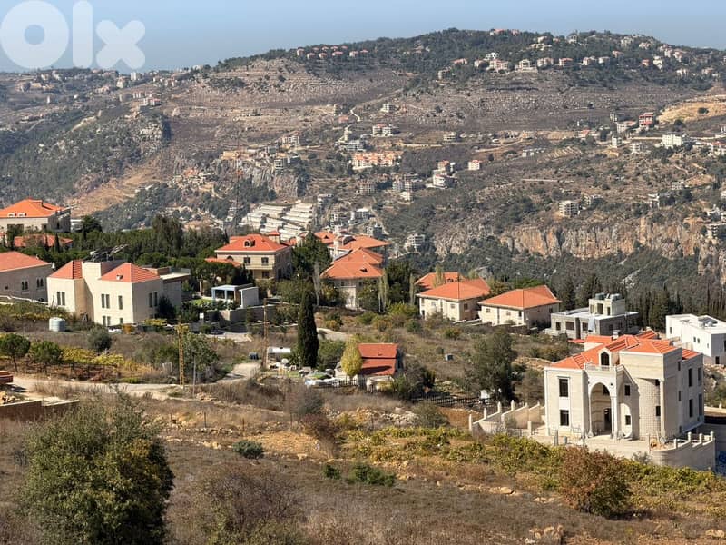Land taazanieh (bhamdoun) 910 sqm / 200$ per meter 0