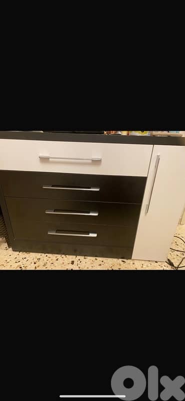 Commode like new 1
