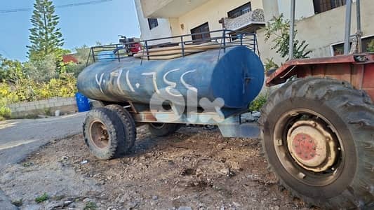 تراكتور للبيع كامل مع العدة