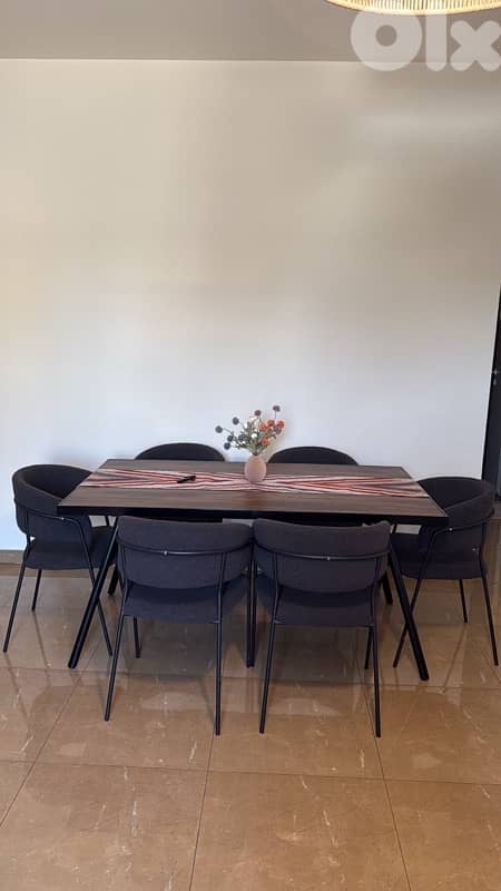 dinning table 1