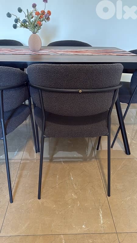 dinning table 4