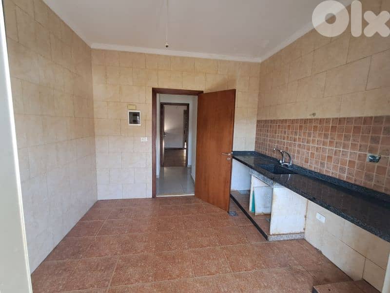 Beautiful 139sqm apartment Perfect location 0